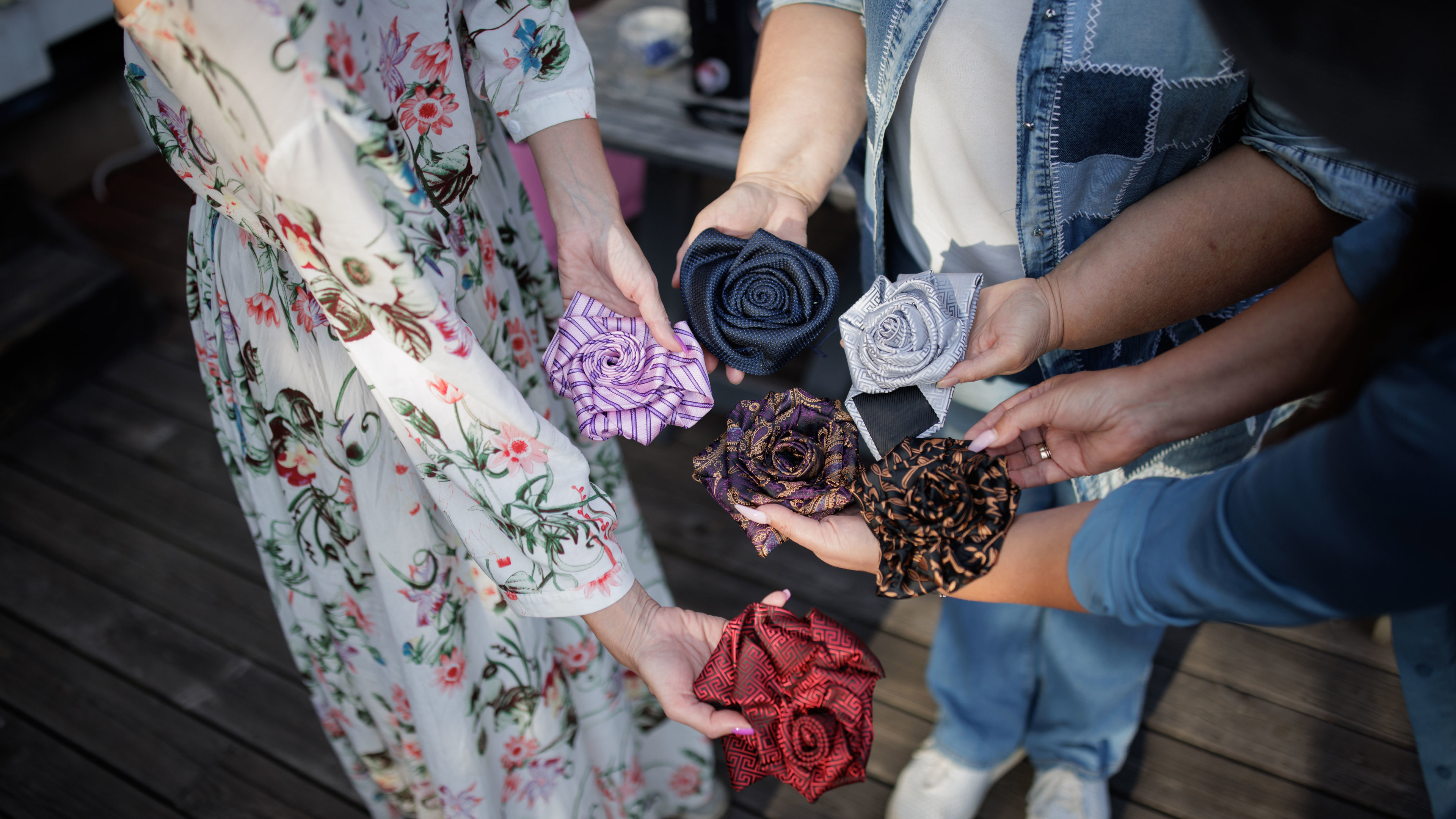 Roses of Ties
