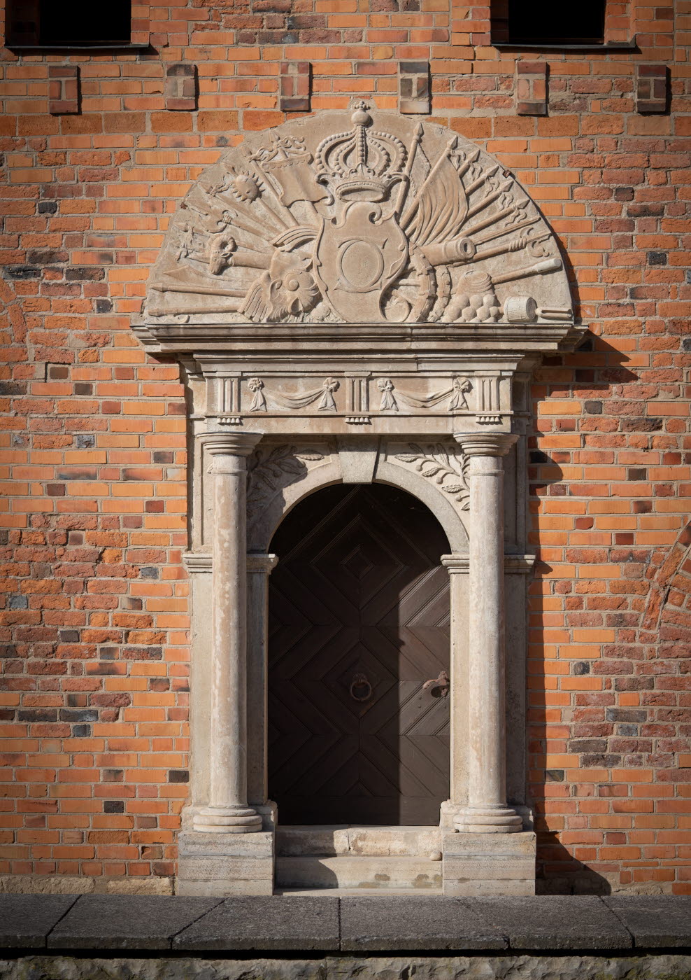 Fasad Sancta Birgitta Klostermuseums byggnad.